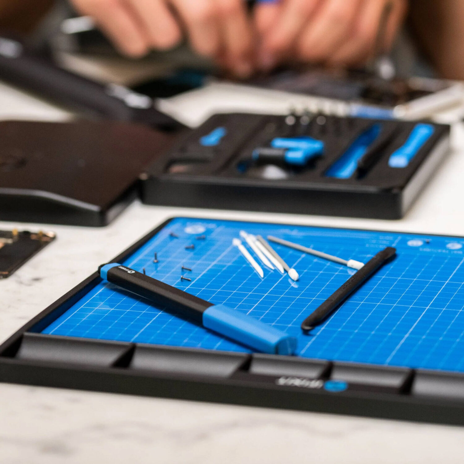 iFixit FixMat – Magnetic Project Mat, ESD-Safe, Blue - Image 4